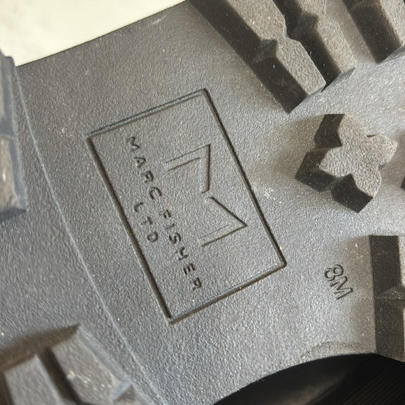 Marc Fisher Chunky lug sole Black Platform Pull On Moto Ankle Boots 8 - Picture 8 of 10